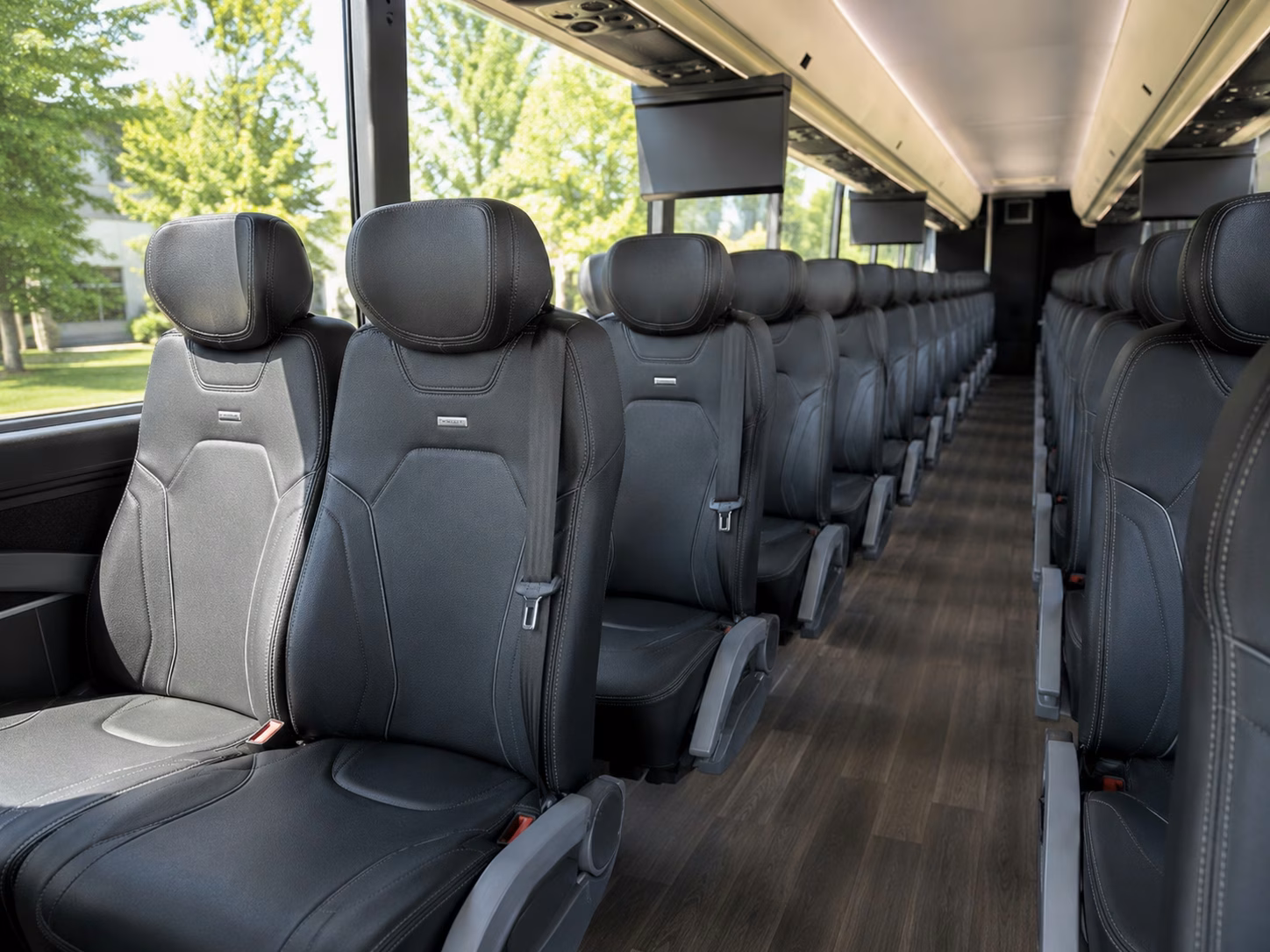 charter bus rentals for midland ranch and outdoor weddings
